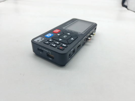 Unisheen UR230A VHS to Digital Video Converter with 3-Inch Screen and Remote