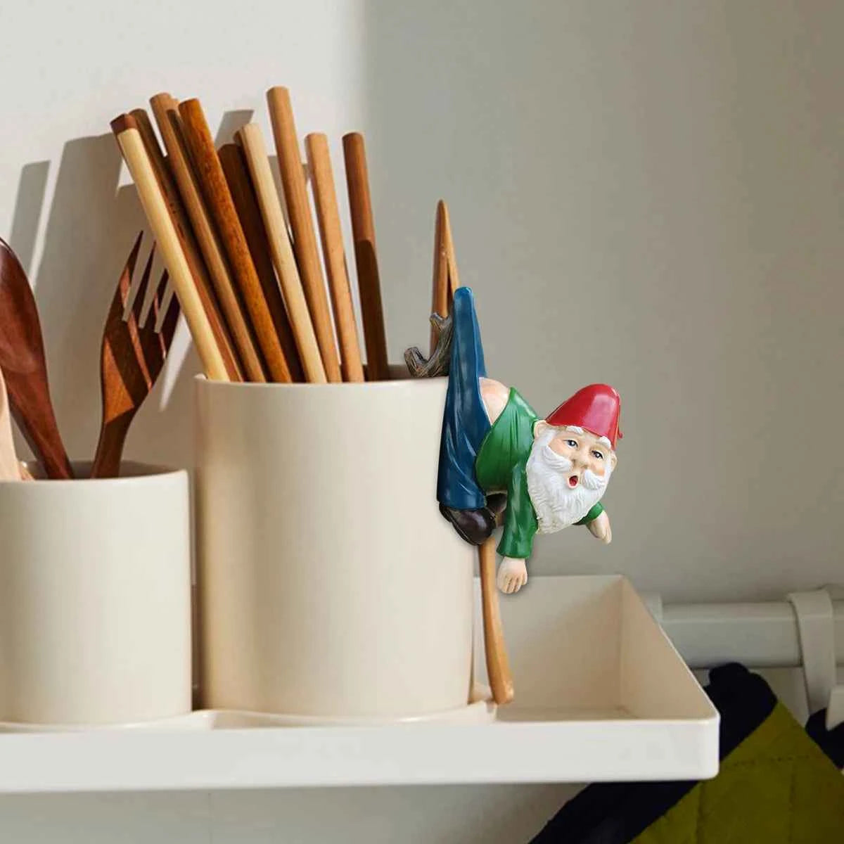 1pcs funny dwarves, dwarves with pants hanging branches, fun flowerpot pendants, resin crafts