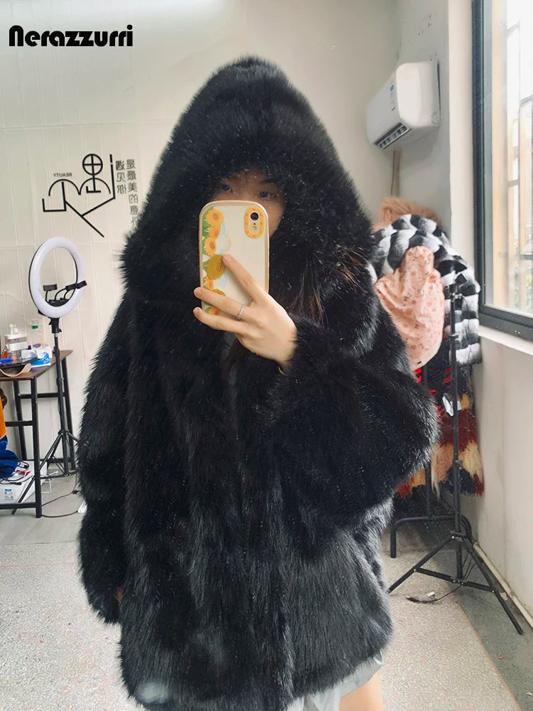 Nerazzurri Autumn Winter Oversized White Black Warm Shaggy Hairy Faux Fur Coat Women with Hood Loose Casual Fluffy Jacket 2023