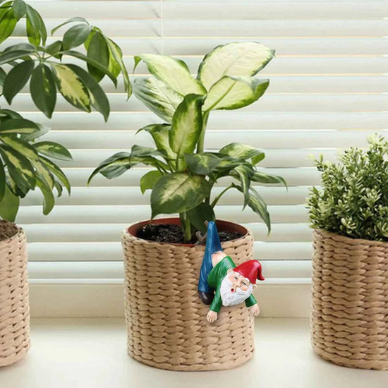 1pcs funny dwarves, dwarves with pants hanging branches, fun flowerpot pendants, resin crafts
