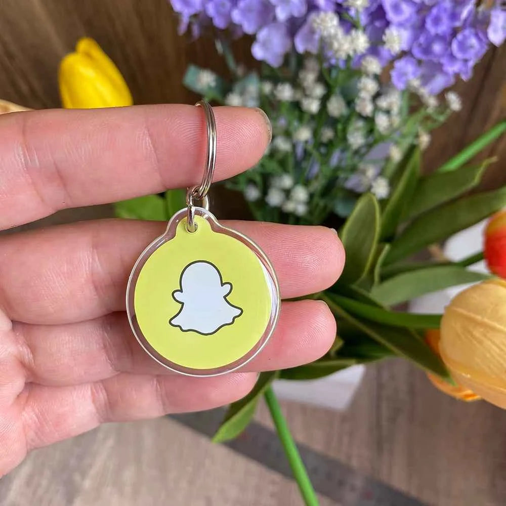 13.56MHz Epoxy NFC Key Card Instagram WhatsApp Facebook Snapchat NFC Tap Keychains