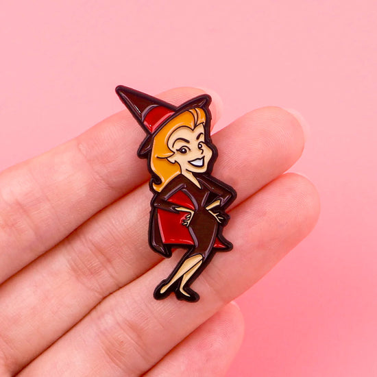 Halloween Witch Enamel Pin Brooch Pines Lapel Pins Badge on Backpack Clothing Accessories Punk Jewelry Party Cosplay Gifts SS69