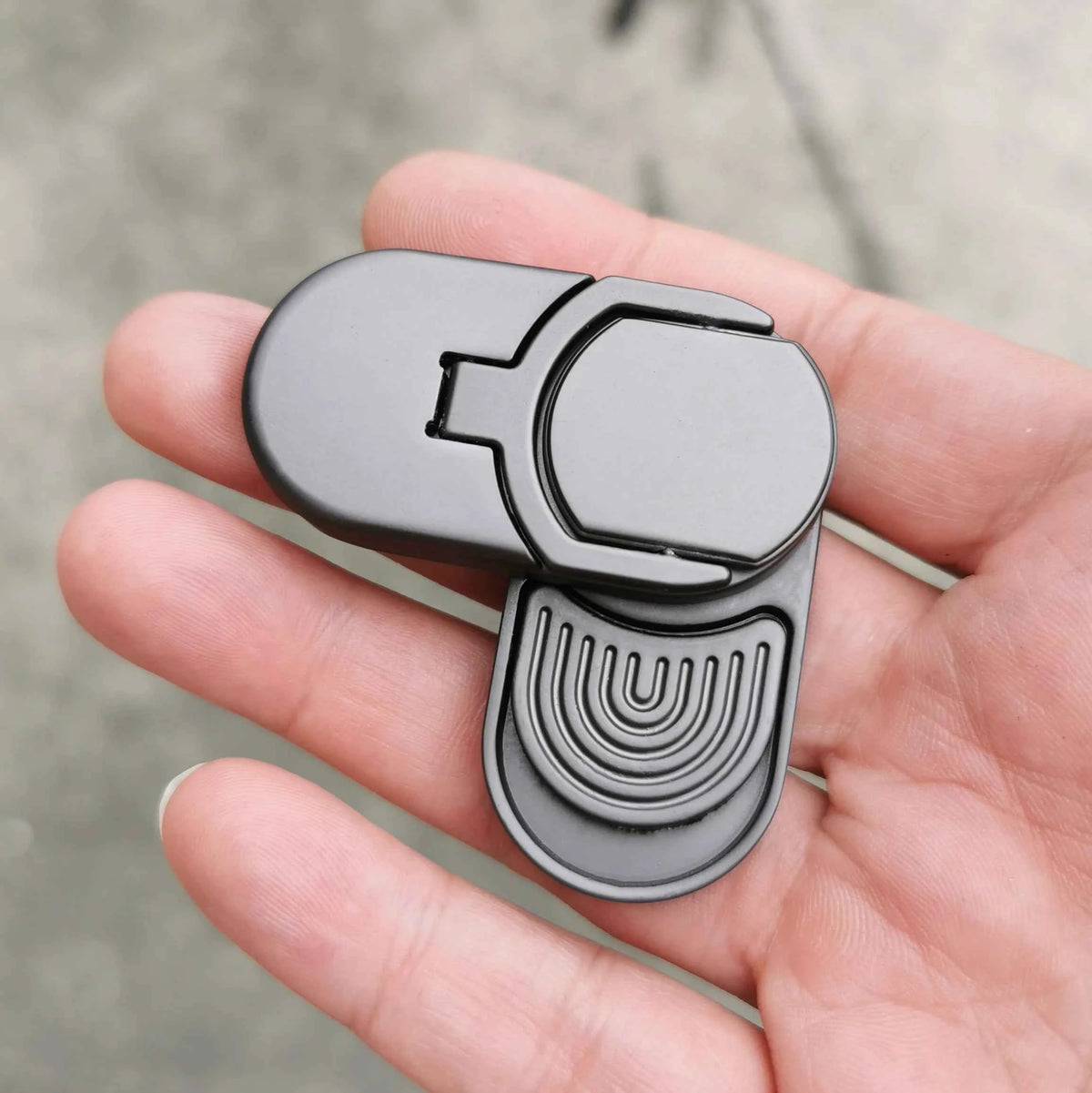 Target Push Slider Fidget Slider Toy Adult Metal Fidget Toy Finger Push Spin Coins Decompression Toys EDC Haptic Slider Gift