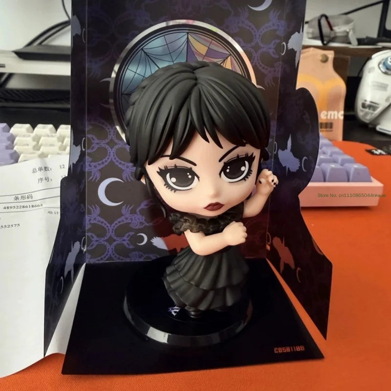 Hot Toys Wednesday Dance Version Cosbaby(S) Mini Collectible Figure Desktop Decoration Toy Fans Collect Halloween Holiday Gift