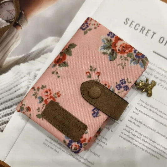 ISKYBOBCN Floral Print Short PU Leather Wallet with Zipper and Hasp Closure