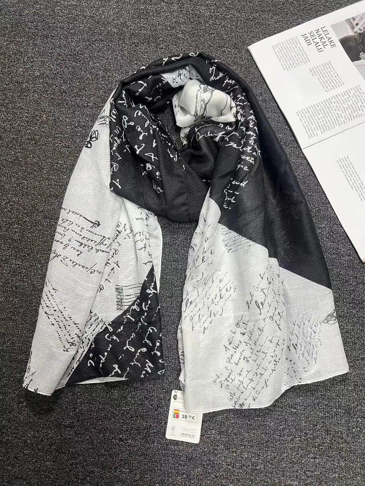 Foreign Trade Original Order Spanish Fashion New Product Knitted Embroidery Printed Outdoor Beach Sunshade Women's Scarf SS69 17.69 12