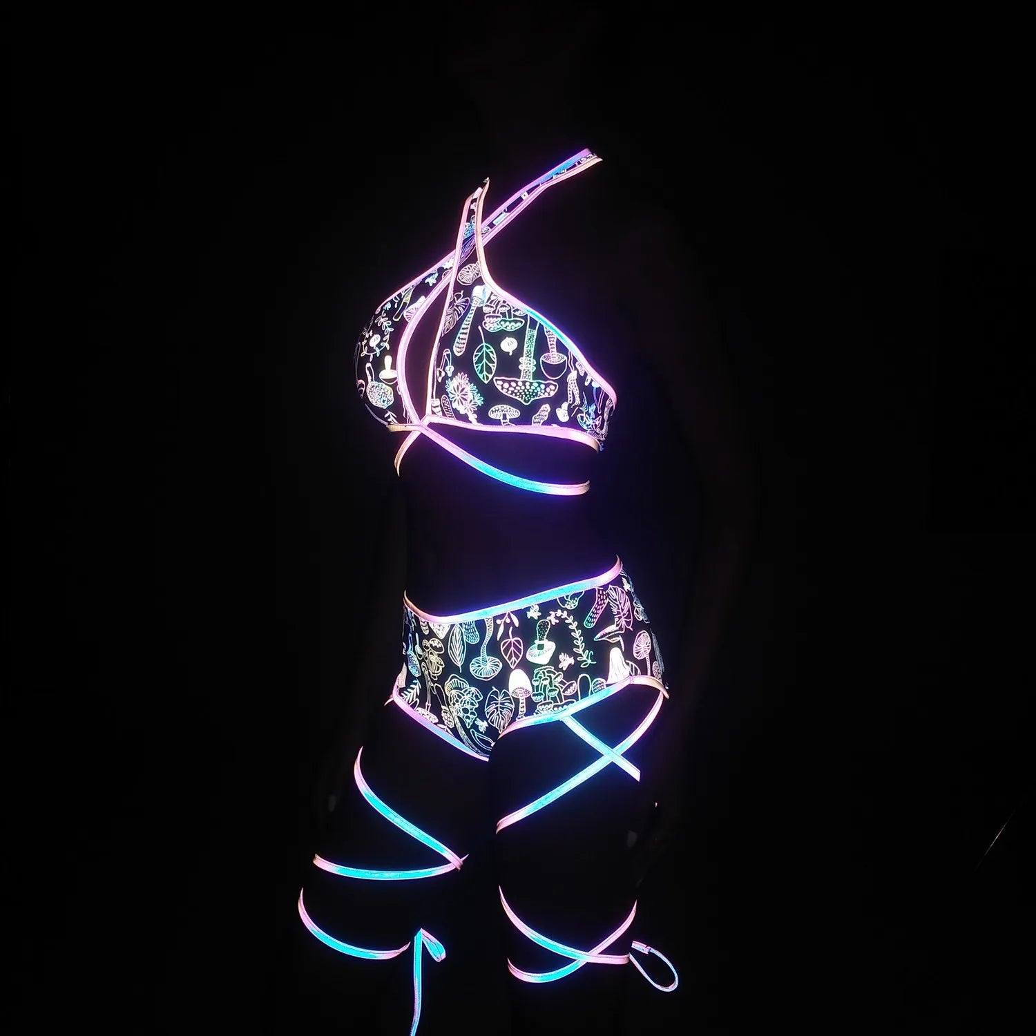Harajuku Fashion Women Colorful Reflective Set Bandage Shorts+Bra+Crop Top Techwear Clothing Conjuntos Curtos SS69