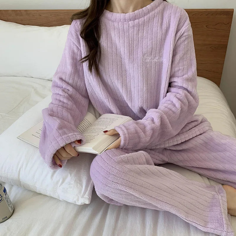 Women's Coral Fleece Pajama Set - Cozy Winter Loungewear