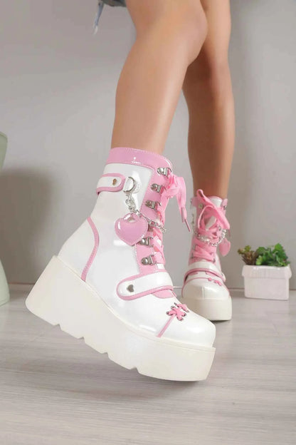Adorable Heart-shaped Women's Short Boots Platform Sole Ankle Tie Cute Motorcycle Boot Trendy Winter Footwear