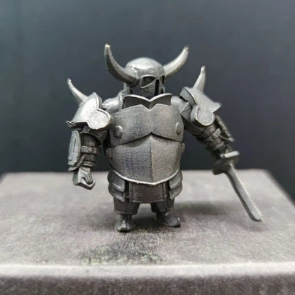 Brass Make Old Hog Rider Action Figures Miniature Ornament Accessories Super Knight Mini Desktop Car Interior Model Figurine SS69