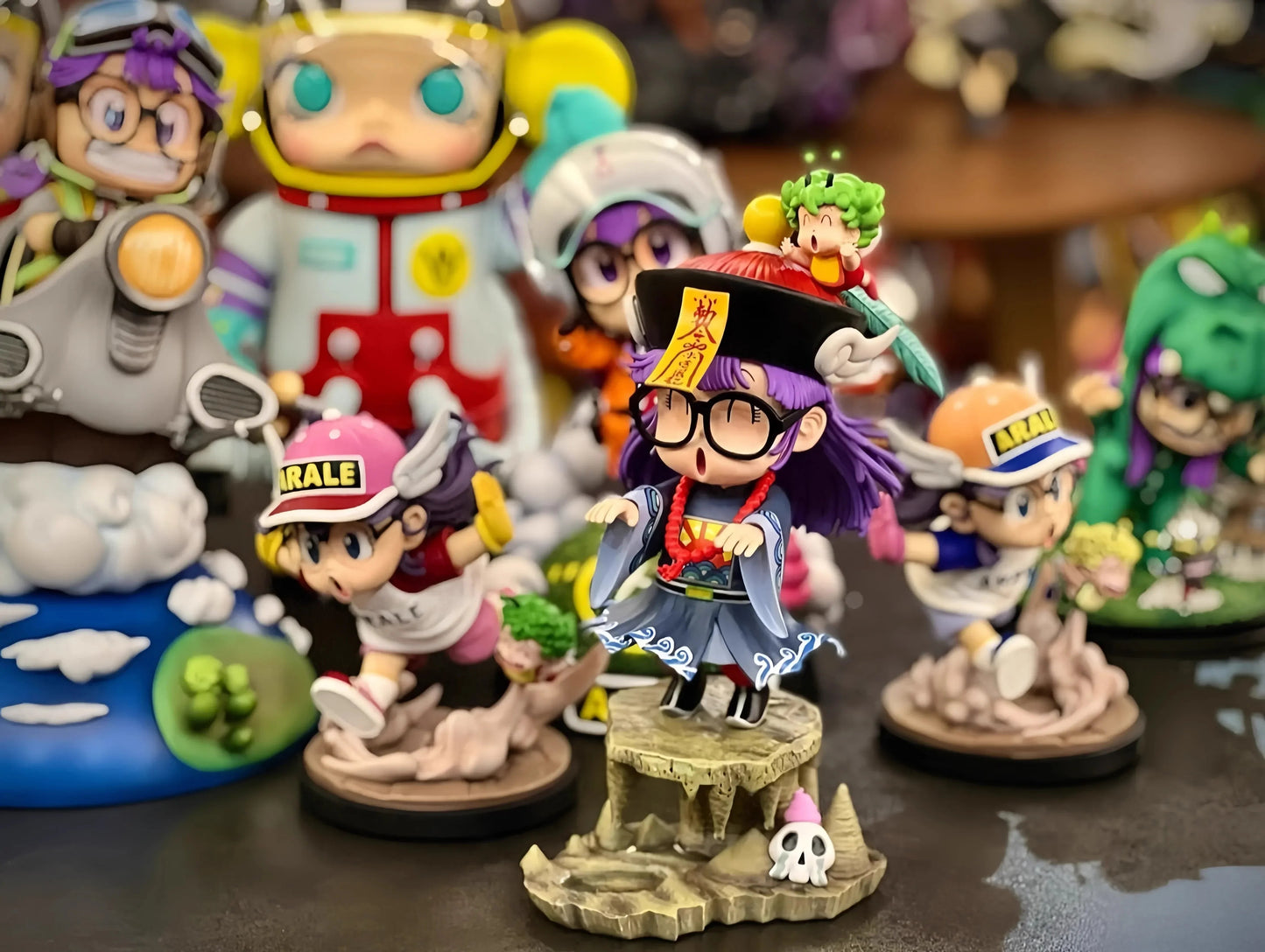 24cm arale Anime Figure arale figures IQ doctor arale cute pvc statue Collectible Model doll desk Decoration birthday Gifts Toys SS69
