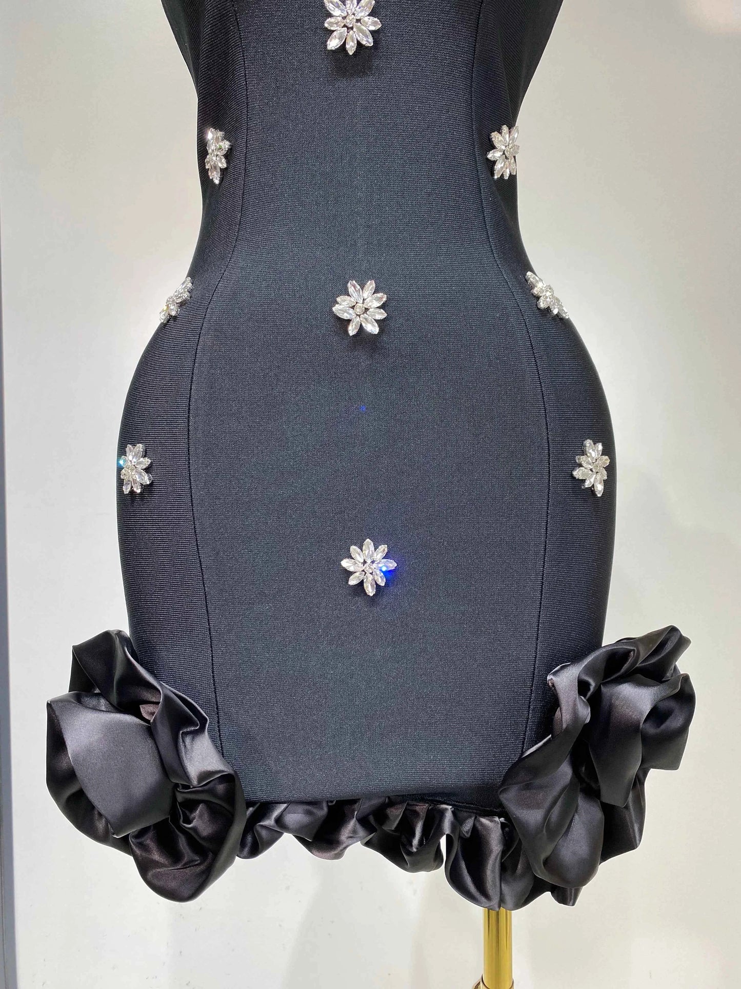 Women Sexy Square Collar Sparkly Rhinestone Bodycon Mini Bandage Dress Celebrate Evening Party Elegant Luxury Birthday Dress