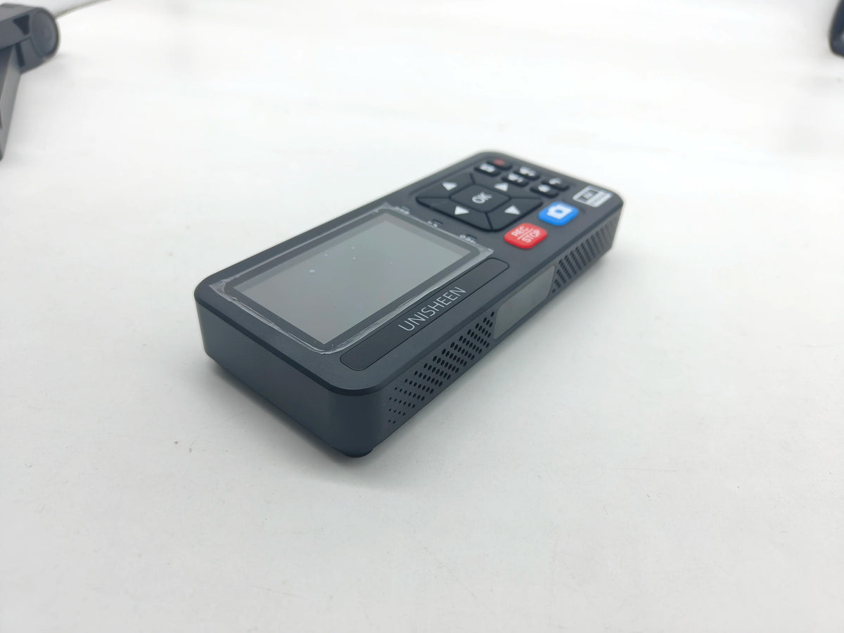Unisheen UR230A VHS to Digital Video Converter with 3-Inch Screen and Remote