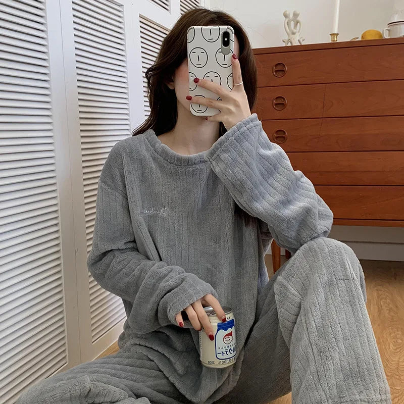 Women's Coral Fleece Pajama Set - Cozy Winter Loungewear