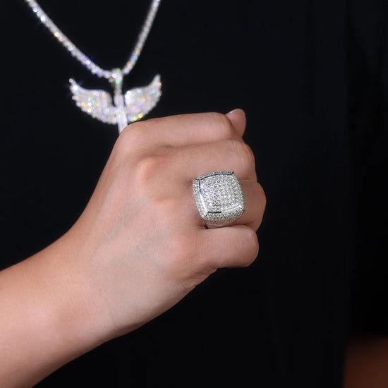 JIUZUAN Full Moissanite Ring Round Pave 925 Silver 18K Gold Plated Hip Hop Style Jewelry Gift Comes with GRA Certificate SS69