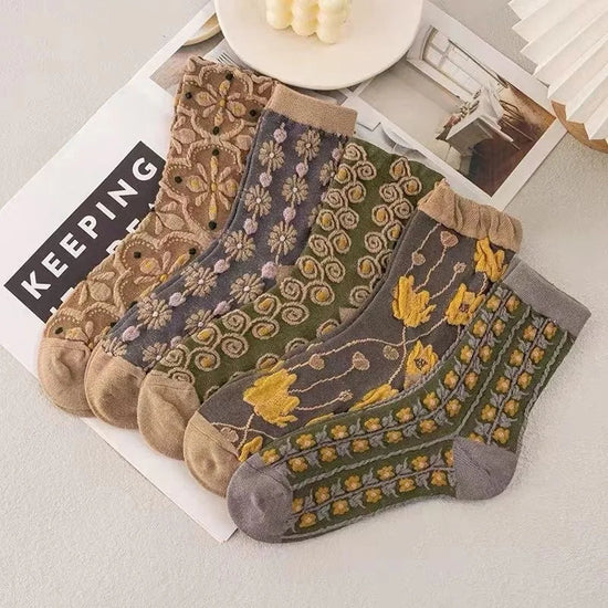 Cotton Fashion Korea Harajuku Retro Floral Vintage Woman Socks Novelty Ethnic Elegant Casual Ladies Girls Dress Brown Sox Autumn SS69