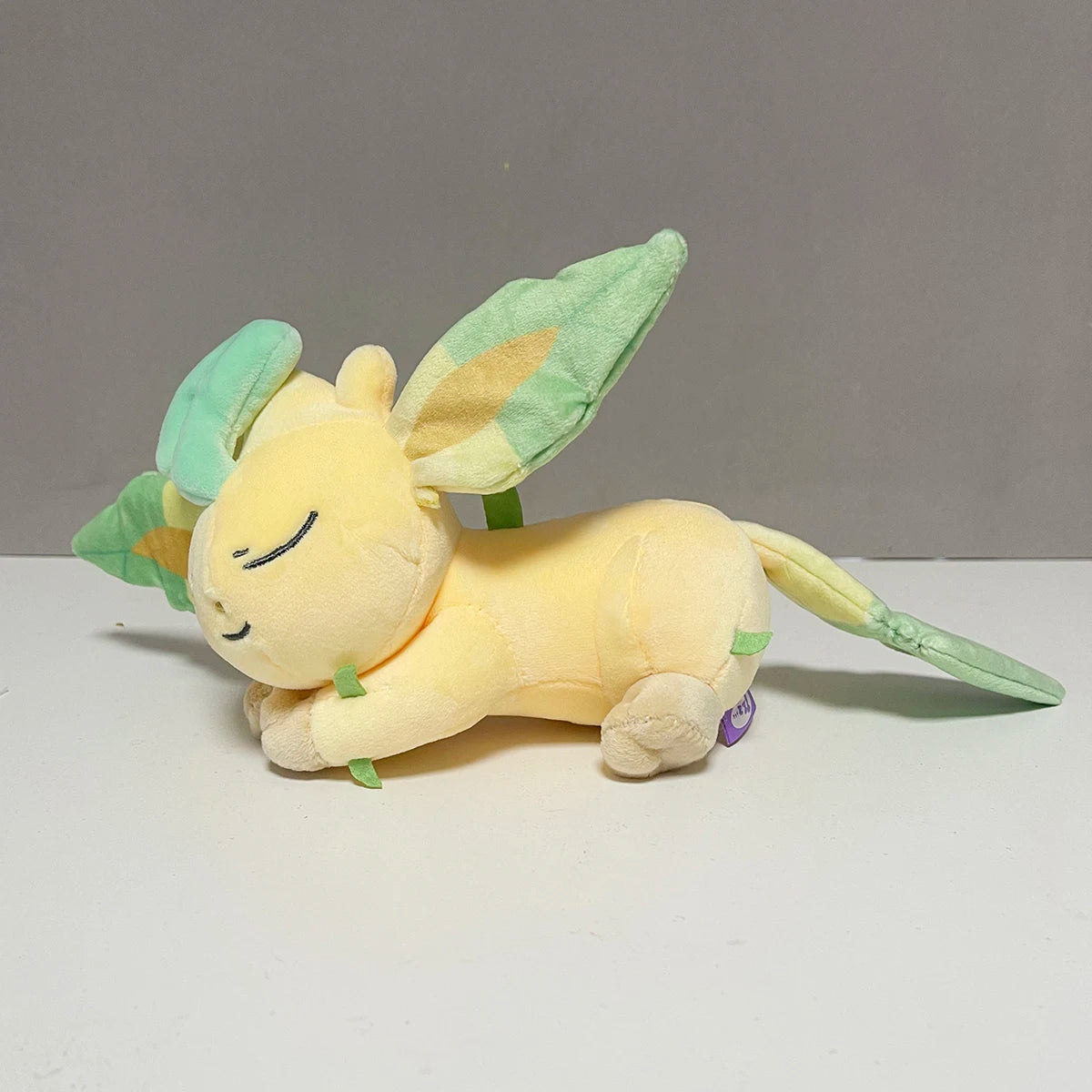 Anime Eeveelution Eevee Espeon Umbreon  Vaporeon Peluche Doll Sylveon Sprigatito Charizard Plush Toys Stuffed Plushies Doll Gift