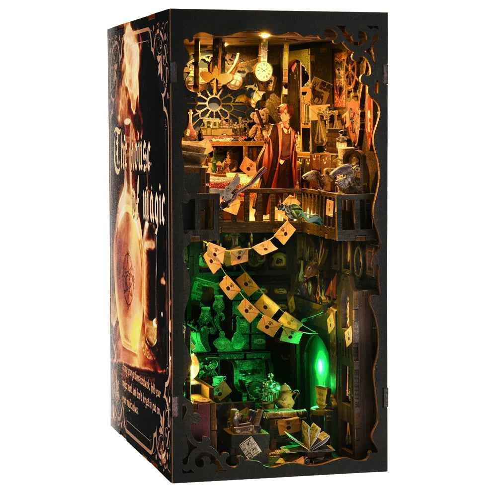 Book Nook Kit My Puppy Family DIY Wooden Puzzle Bookshelf Insert Decor Dollhouse Model Bookend Building Home Decoration Gifts