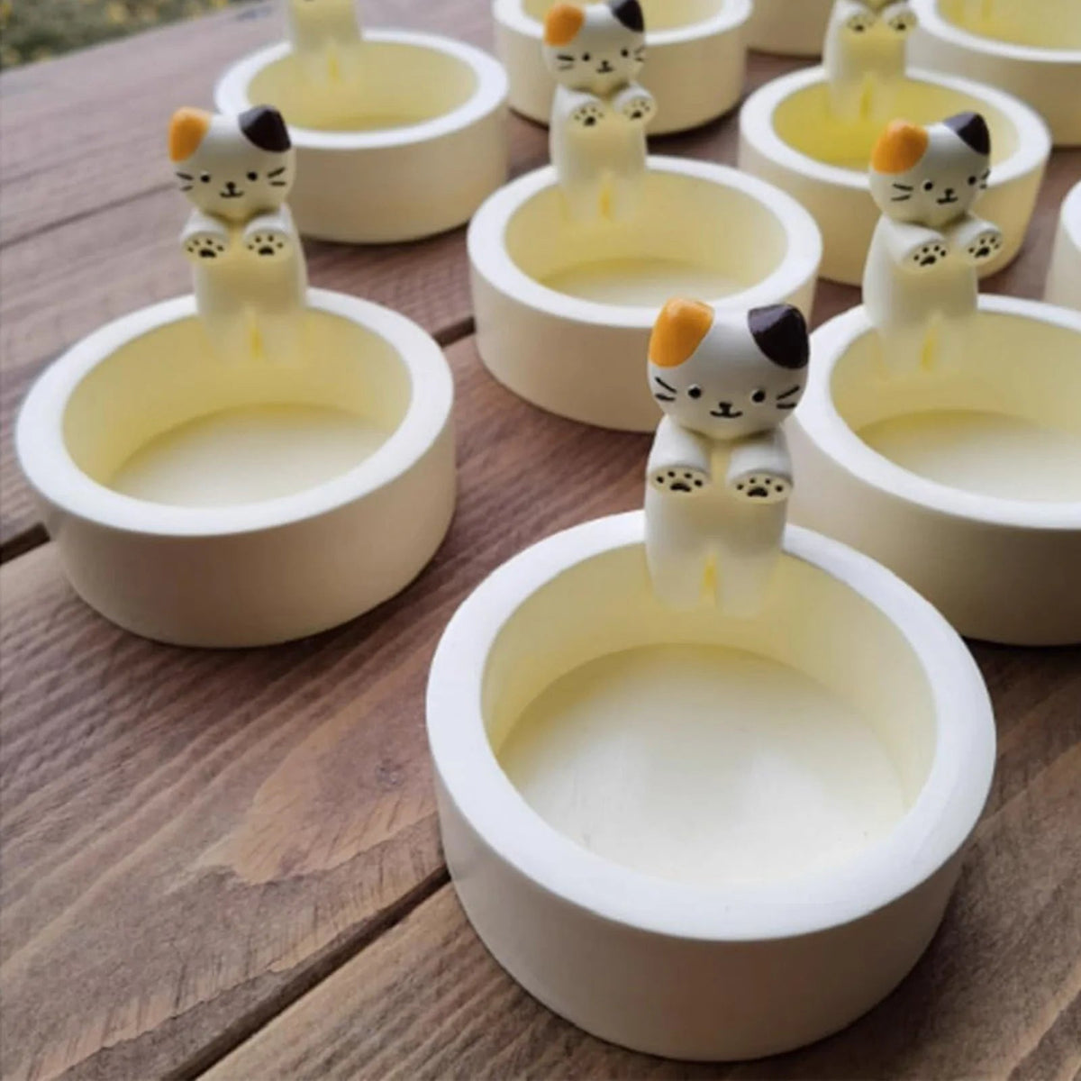 Kitten Candle Holder Cute Cat Candlestick Creative Aromatherapy Candle Holder Durable High Tempe Cartoon Candlestick Decoration SS69