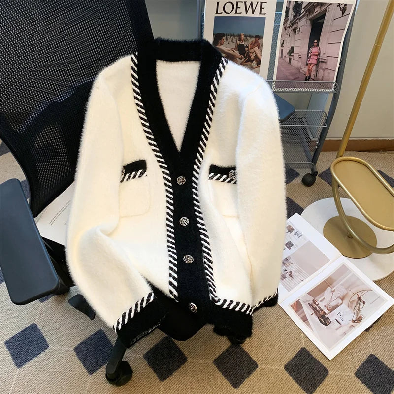 Vintage Elegant Plaid Knitted Cardigan Sweater For Women 2025 Autumn Winter Long Sleeve V-neck Tops Knitwear Fashion Chic Jumper SS69