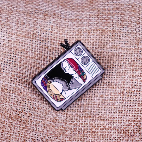To Grow Old Wandaaaavision Enamel Pin Romantic Love Brooch Badge Backpack Decoration Jewelry SS69