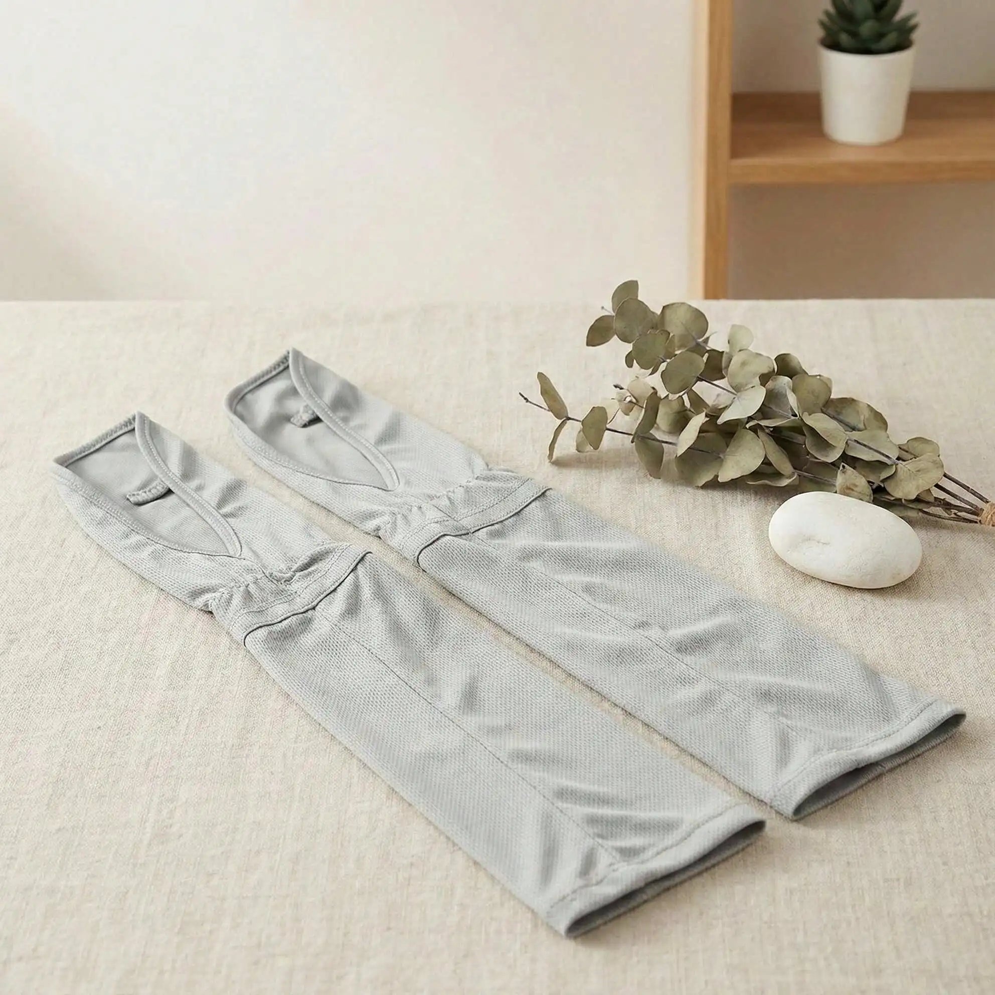 Summer Ice Silk Arm Sleeves for Sun Protection - UPF 50+