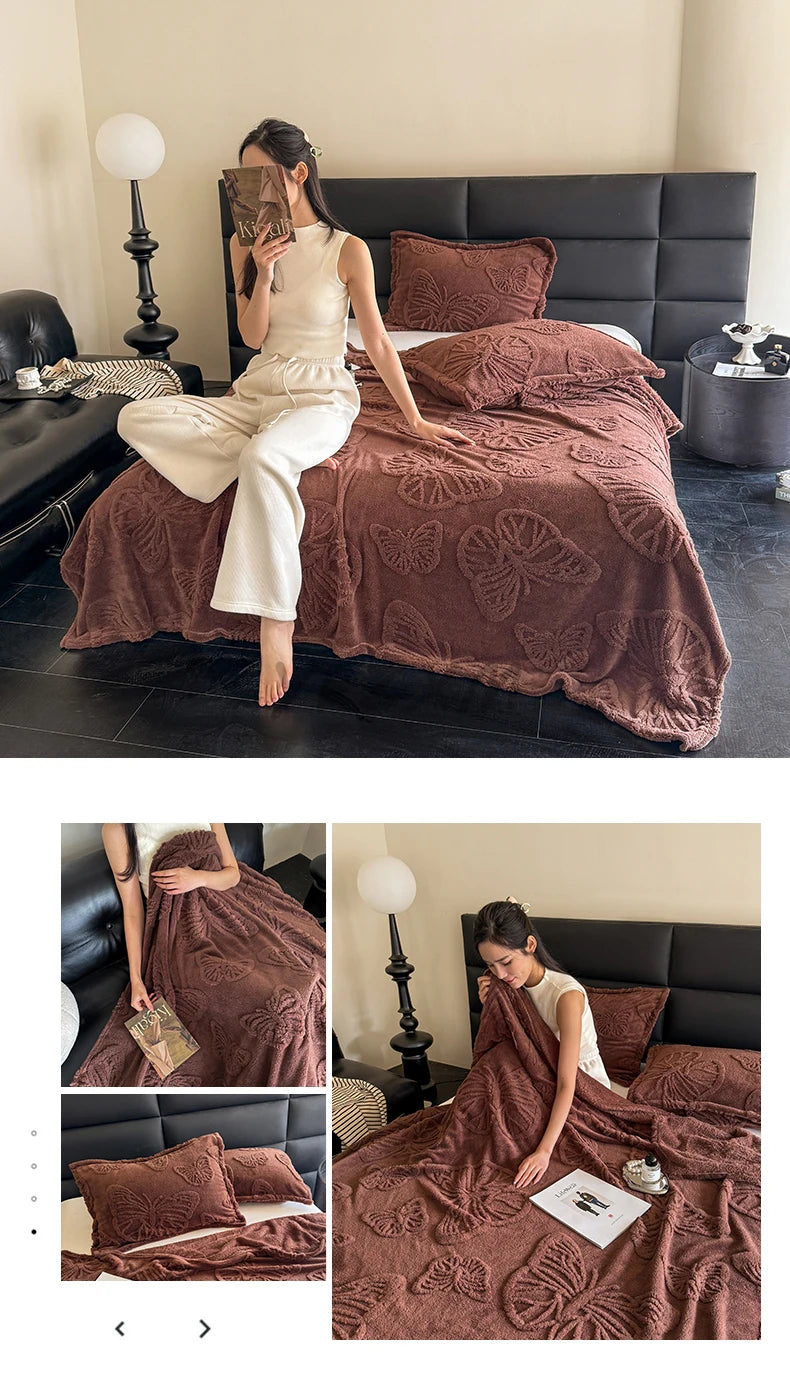 Coral Fleece Blanket with 3D Butterfly Pattern - Soft & Warm