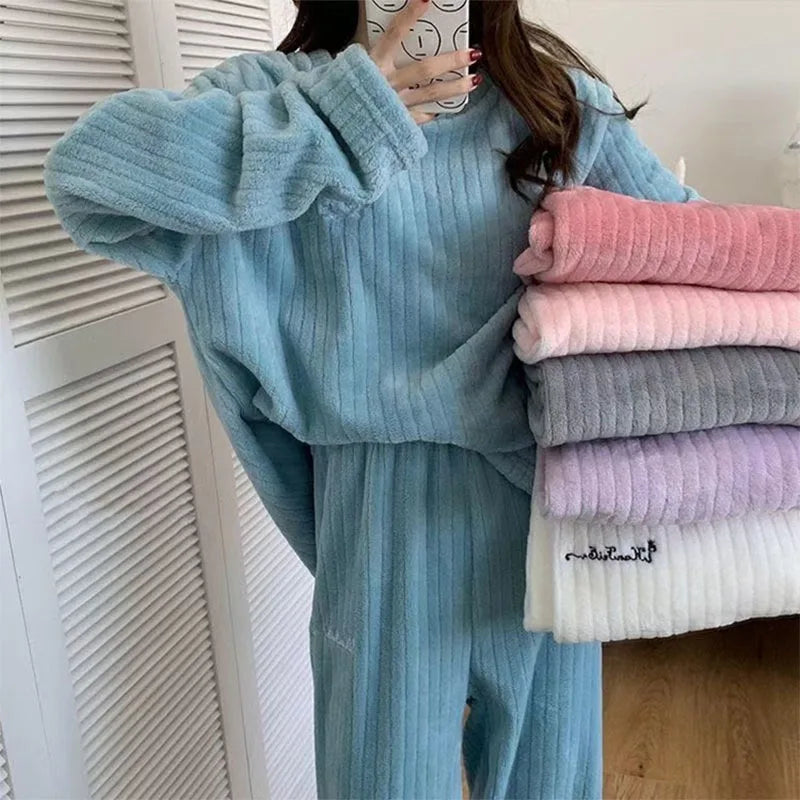 Women's Coral Fleece Pajama Set - Cozy Winter Loungewear