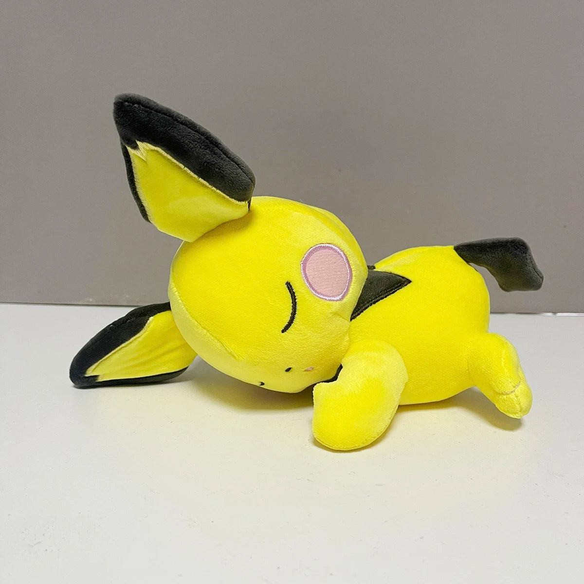 Anime Eeveelution Eevee Espeon Umbreon  Vaporeon Peluche Doll Sylveon Sprigatito Charizard Plush Toys Stuffed Plushies Doll Gift