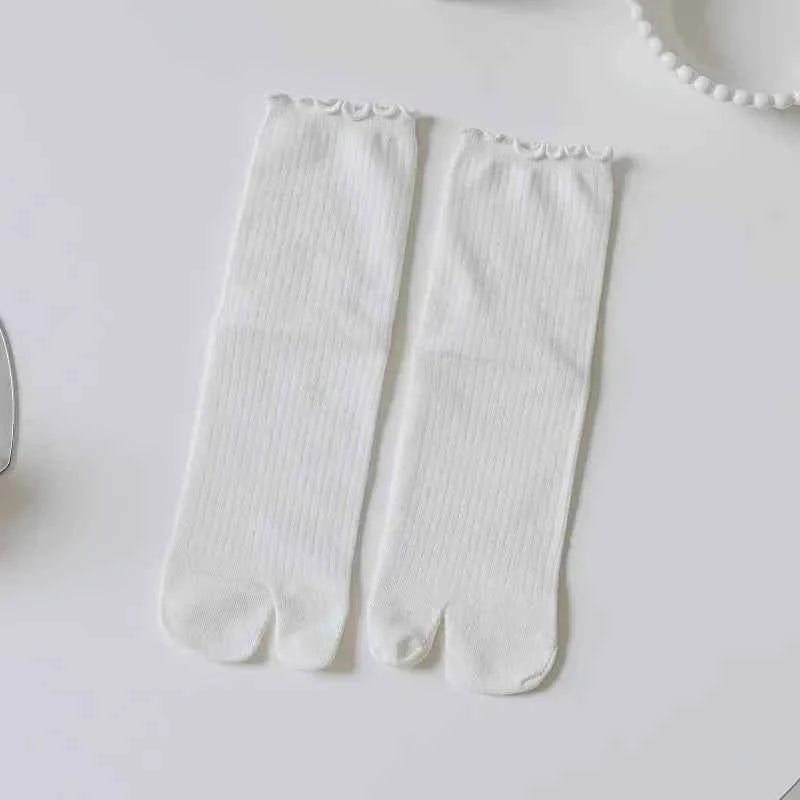 Japanese Ruffled Edge Cotton Split Toe Socks Solid Color Two-Toed Sock Unisex Harajuku Simple Tabi Socks High Elastic Hosiery