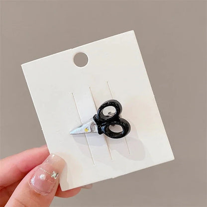 New Creative Weird Knife Hair Clips For Women Funny Hairpins Girls Hairclip Punk Barrette Hairpins Headwear Hair y2k Accessories SS69 8.69 B / 1pc