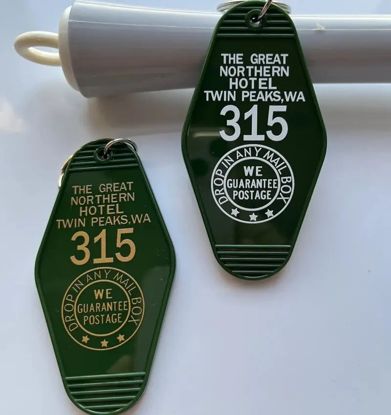 THE GREAT NORTHERN HOTEL TWIN PEAKS 315 KeyChain Keyring Tag Key Chains TV Show The Office Fans Funny Accessory SS69