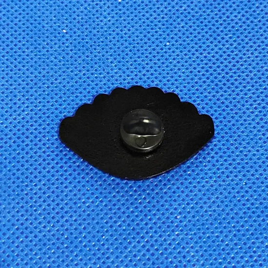 The Owls Are Not What They Seem Enamel Pin Movies Twin Peaks Lapel Badges Manga Brooches for Women Fashion Jewelry Accessories SS69