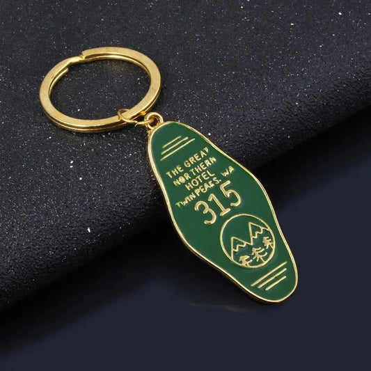 Tv Show Twin Peaks Key Chain Metal Green Enamel The Great Northern Hotel Room # 315 Keychains Women Men Gift Jewelry SS69