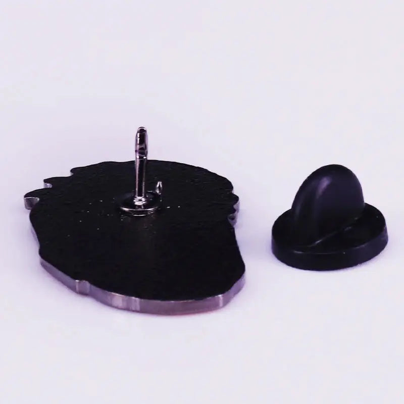 Twin Peaks Badge Agent Cooper Log Lady Wooden Gotta Light Woodsman David Lynch Pin Audrey Diane Fire Walk with Me Brooch SS69