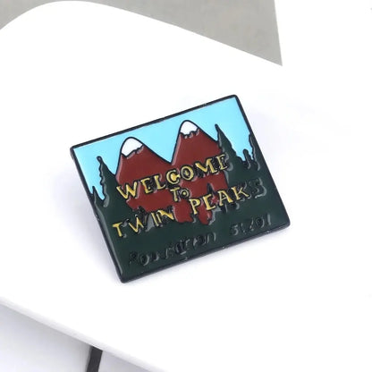 Twin Peaks Enamel Badge Brooch Burning Matches Dale Cooper Pins Brooches for Women Men Lapel Pin Jeans Shirt Jewelry SS69
