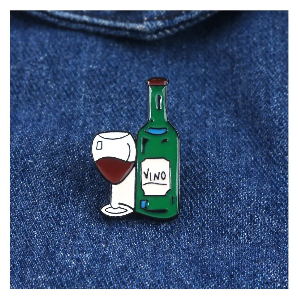 Twin Peaks Heart Shape Brooches Dale Cooper Fire Walk With Me Red Wine Bottle Cup Lapel Enamel Pins Women Men Bag Shirt Gift SS69