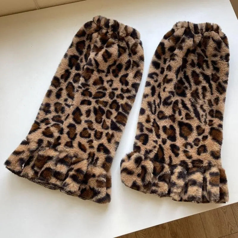 Women Harajuku Plush Leg Warmers Leopard Print Ruffled Baggy Foot Cover Socks.