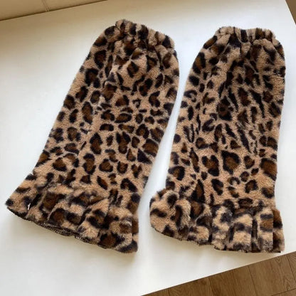 Women Harajuku Plush Leg Warmers Leopard Print Ruffled Baggy Foot Cover Socks.