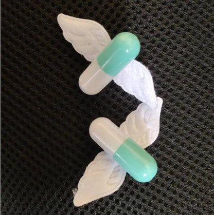 Women Y2k girl Harajuku Mine tie small pill hairpin Goth cute pair clip headwear Lolita cosplay props wing hairgrips SS69