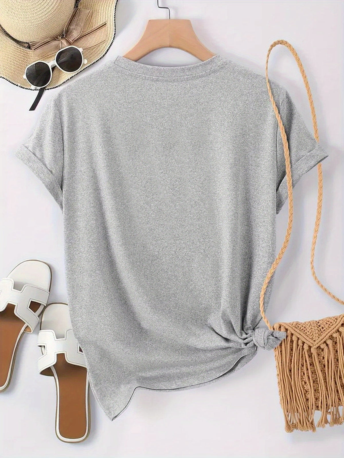 Women's Casual Graphic Tee - Squid & GAME Design, Gray Short Sleeve Crew Neck T-Shirt with Pink Geometric Print, Summer Casual Attire, Polyester Blend, Machine Washable SS69