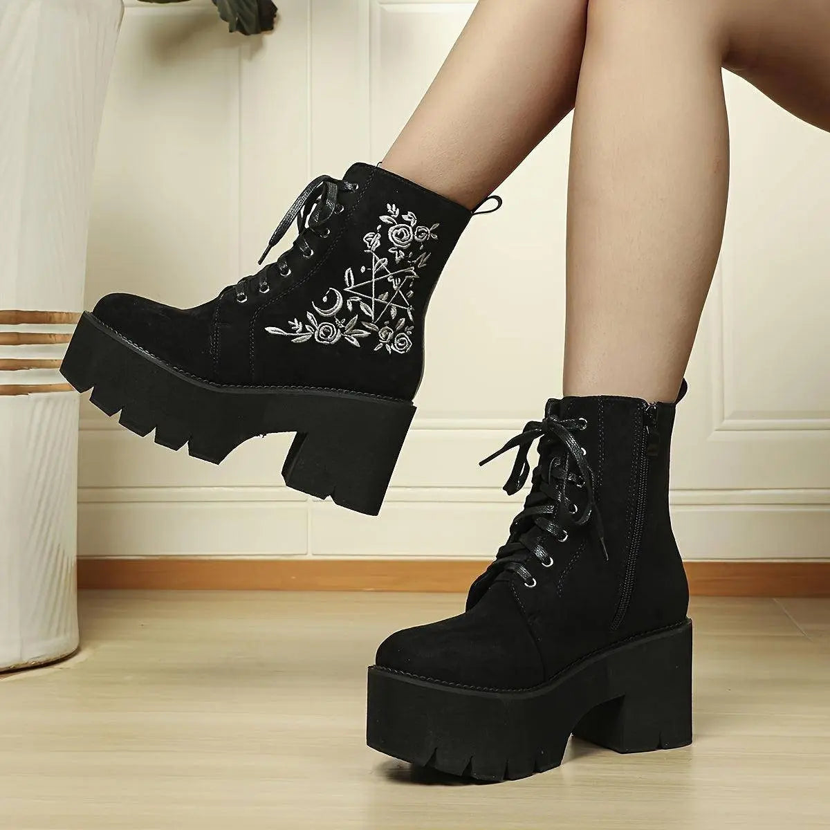 Women's Floral Embroidered Boots, Side Zipper Platform Punk Ankle Boots, Trendy Chunky Heel Casual Boots SS69