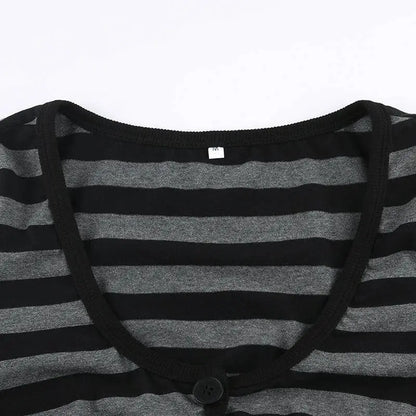 Y2K Vintage Striped Crop Top Casual Button O-neck Long Sleeves Cardigan T-shirt Retro Harajuku Grunge Super-short Smock Top Tees SS69