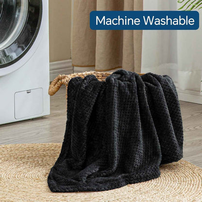 2-in-1 Ultra-Soft Flannel Travel Blanket with Pillow Travel Blanket Airplane Compact with Bag, Portable And Packable 2in 1 Jacquard Travel Pillow And Blanket Set, for Office, Sofa, Airplane & Car with Luggage Cover & Backpack