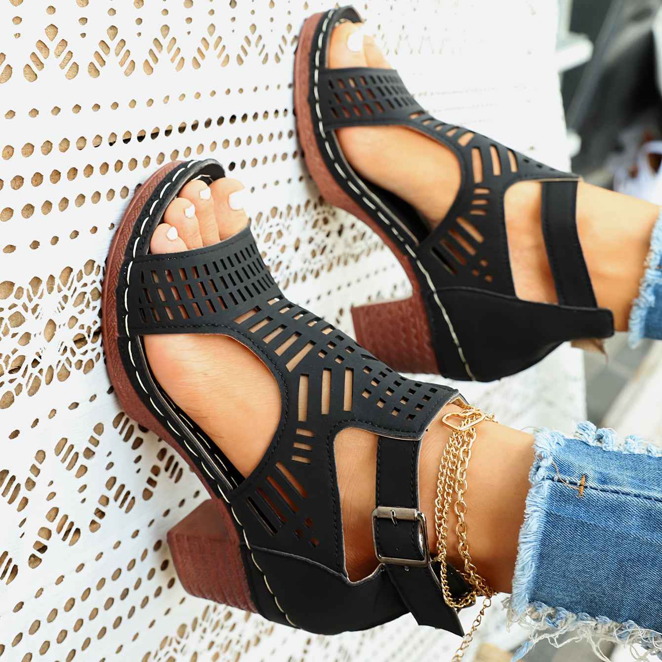 Women'S Summer Open-Toe Heel Sandals- Black Perforated Hollow Design, Ankle Strap And Zipper Closure, Stylish Breathable Casual Outdoor Shoes, Large-Size High-Heeled Sandals, Size US6-US11