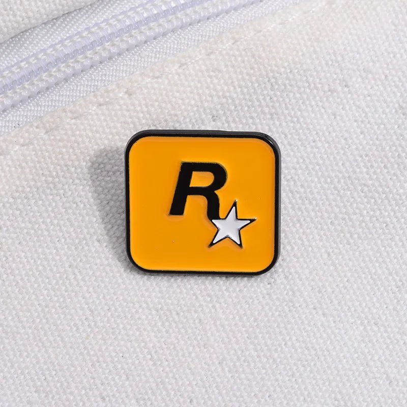 Cartoon English Alphabet R Star Alloy Brooch, Exquisite and Versatile, Simple Brooch, Clothing, Bag and Accessories - SS69