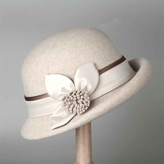 Women'S Elegant English Style Felt Hat - Lightweight Thermal Wide Brimmed Winter Bucket Hat with Brown Neckline, Soft Non-Elastic Design & Ear Flaps, All-Season Snug Fit for Weddings, Parties, New Year'S Events - Machine Wash