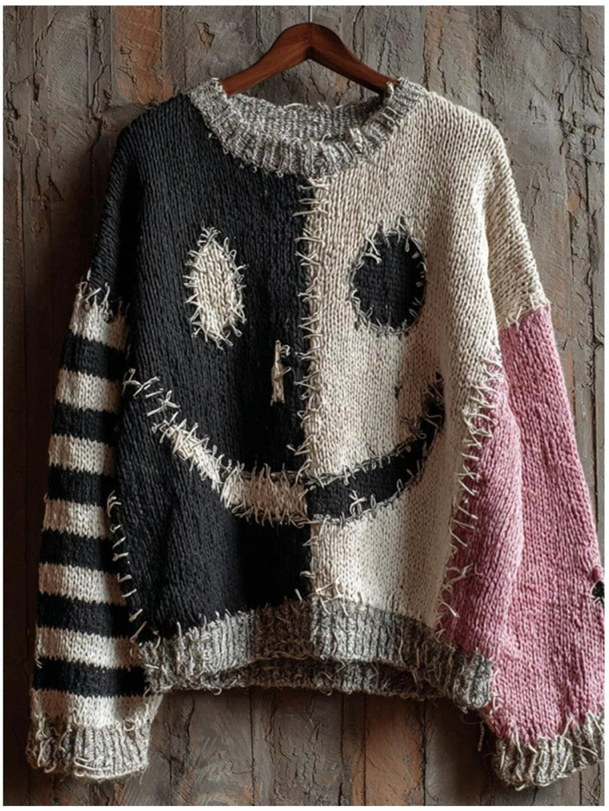 The sweatshirt and Tenggongchi's elegant autumn and winter European and American style pullovers are designed with contrasting stitching and contrasting stitching. They are cool and fashionable. The fabric is Beige-friendly a SS69