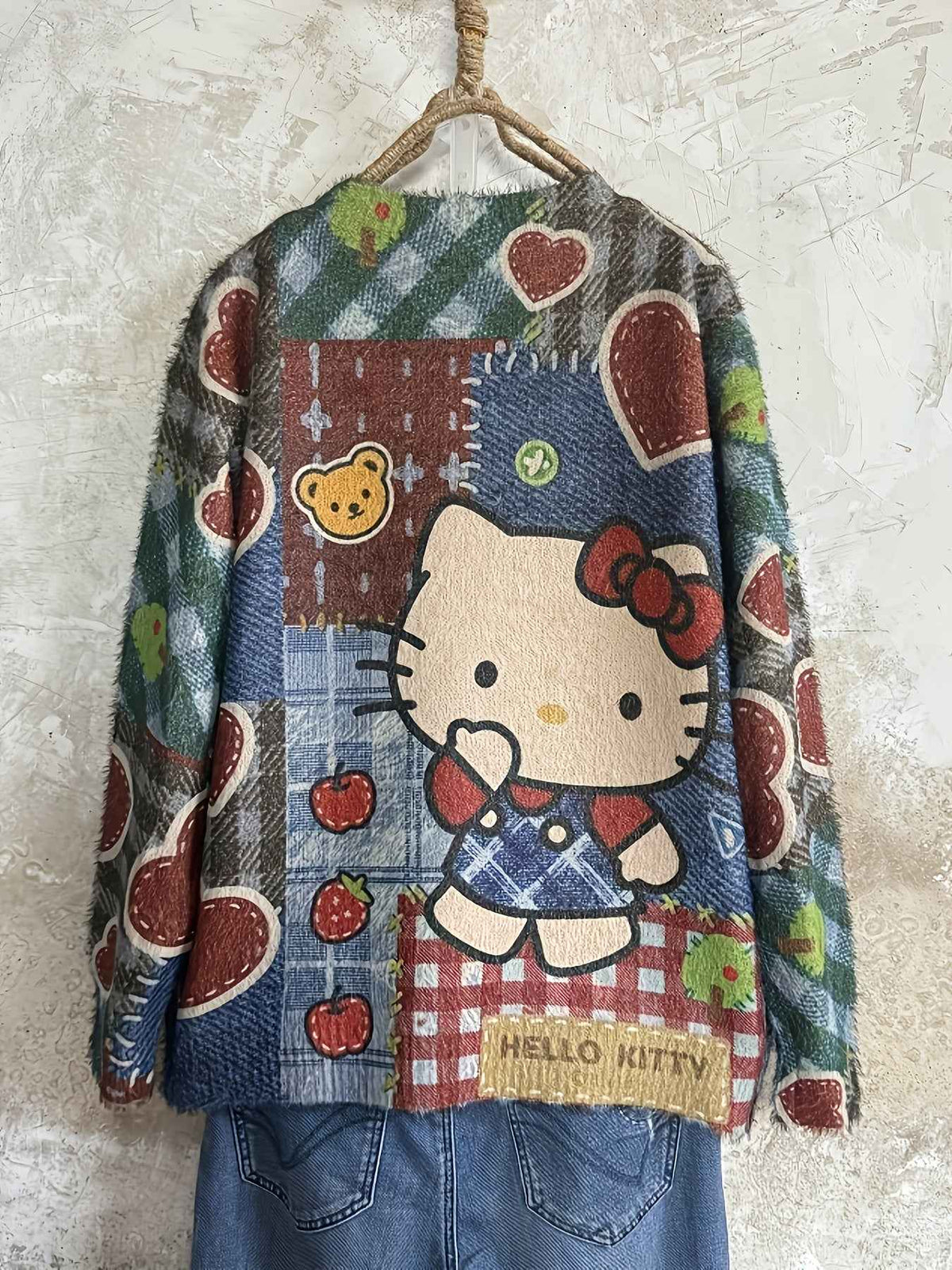 Plus Size, Women's Plus Size Elegant Oversized Plush Cat & Floral Sweater - Loose Fit Round Neck Long Sleeve Pullover, Cozy Winter Sweaters Suitable for Fall/Winter, Casual & Semi-Formal Wear