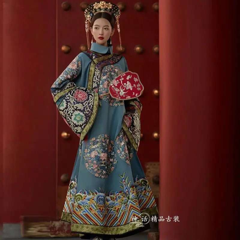 Emperor of Qing Dynasty Sacrificial Costume Clothing Empress Museum Gege Photo Petite Flag Antique Ancient Style - SS69